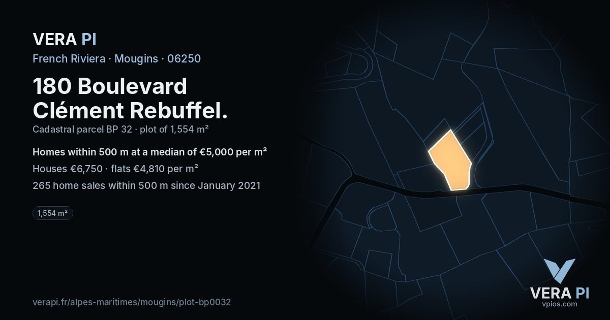 180 Boulevard Clément Rebuffel, Mougins at night – the plot lit, the parcels around coloured by the prices near them