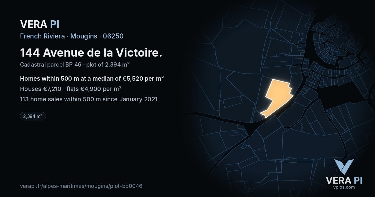 144 Avenue de la Victoire, Mougins at night – the plot lit, the parcels around coloured by the prices near them