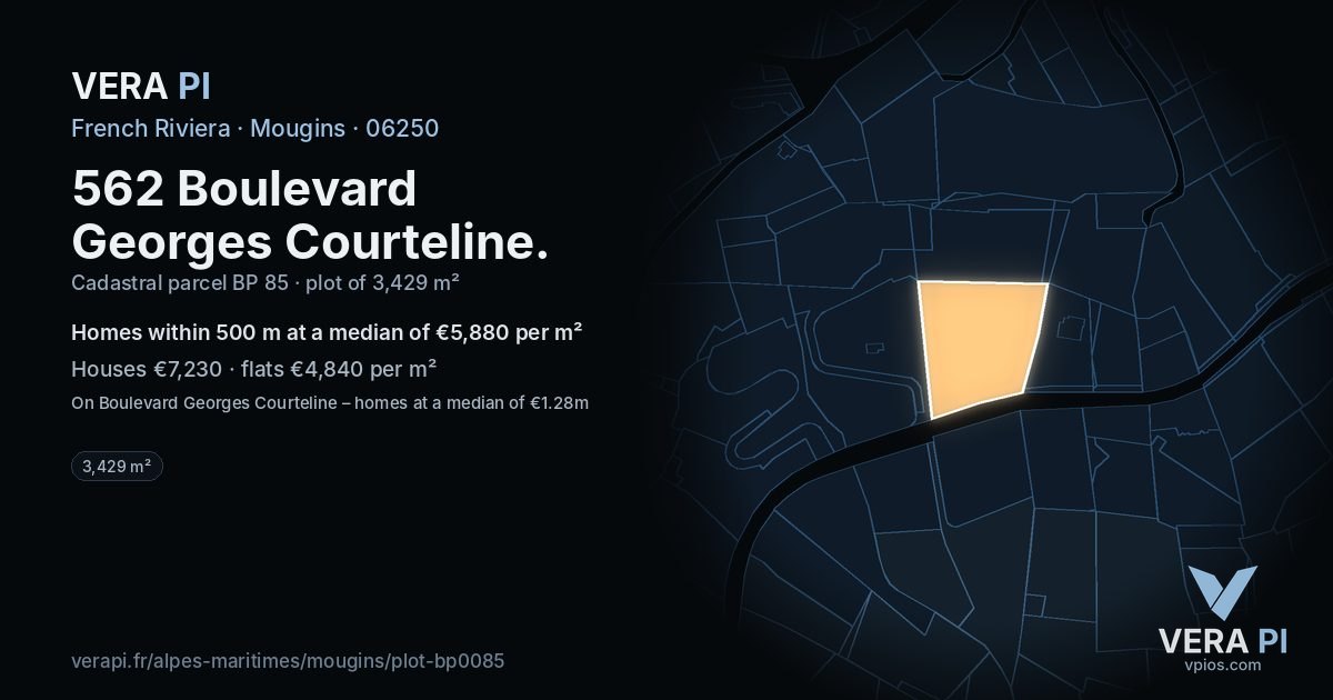 562 Boulevard Georges Courteline, Mougins at night – the plot lit, the parcels around coloured by the prices near them