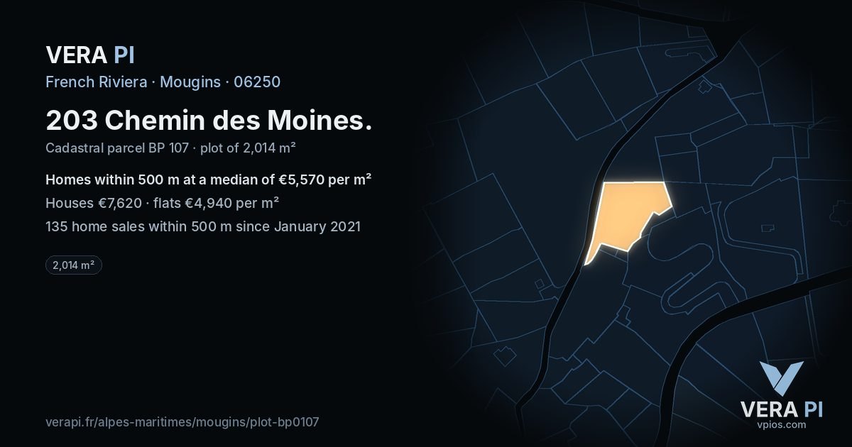 203 Chemin des Moines, Mougins at night – the plot lit, the parcels around coloured by the prices near them