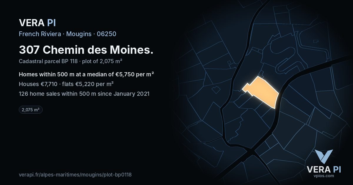 307 Chemin des Moines, Mougins at night – the plot lit, the parcels around coloured by the prices near them