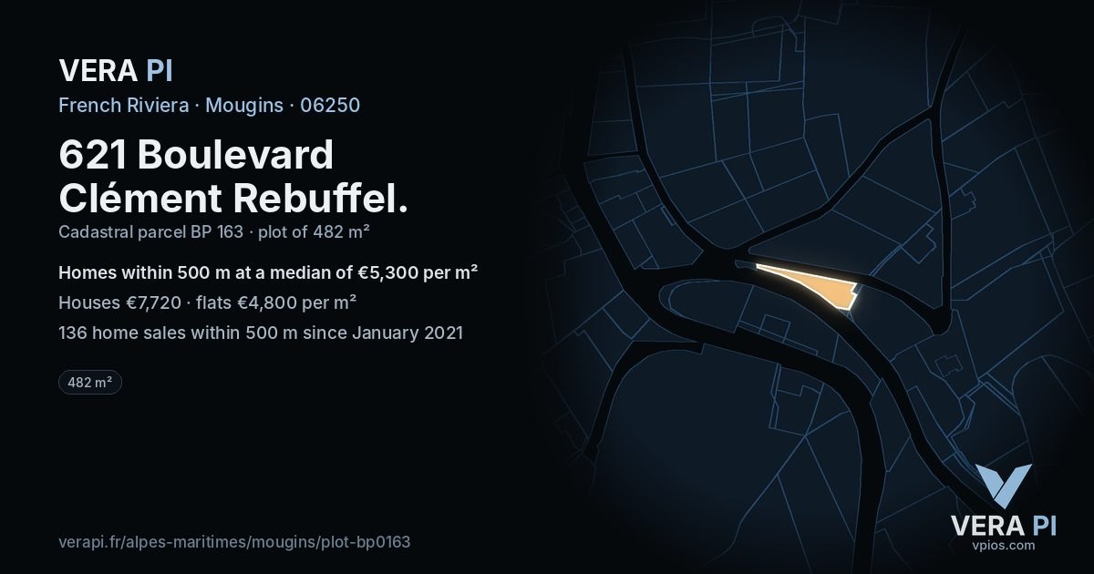 621 Boulevard Clément Rebuffel, Mougins at night – the plot lit, the parcels around coloured by the prices near them