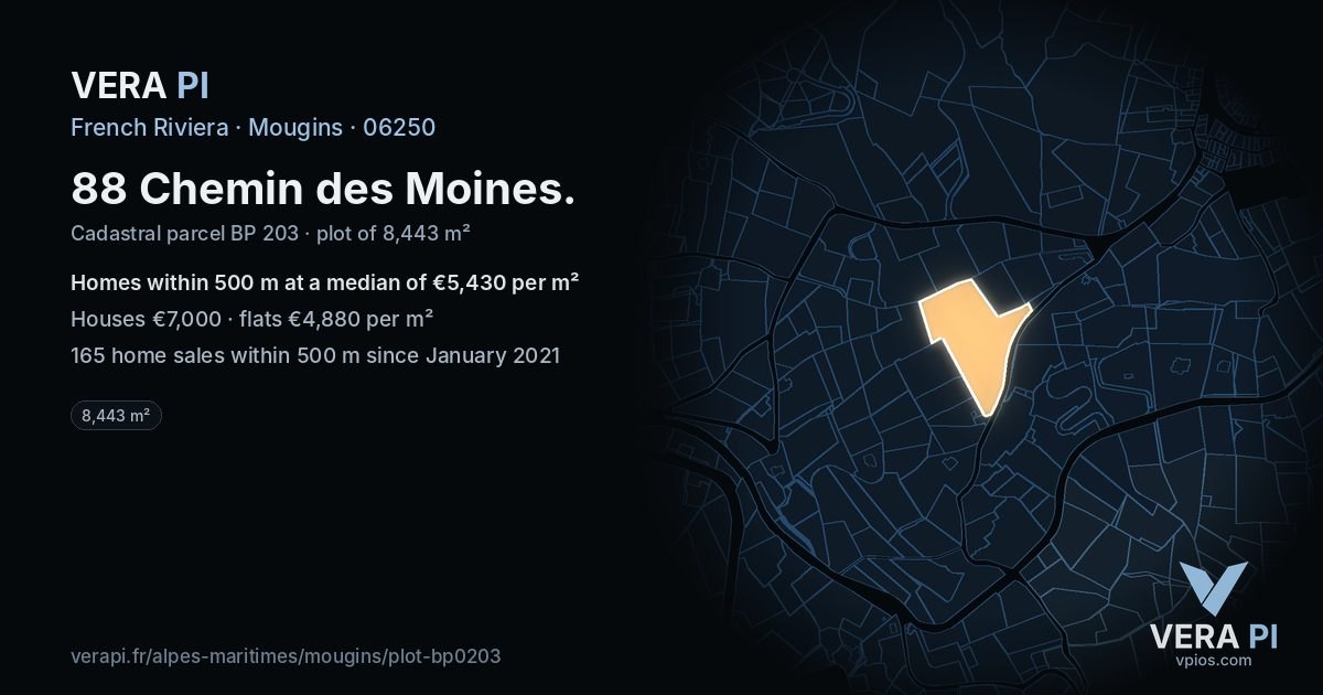 88 Chemin des Moines, Mougins at night – the plot lit, the parcels around coloured by the prices near them