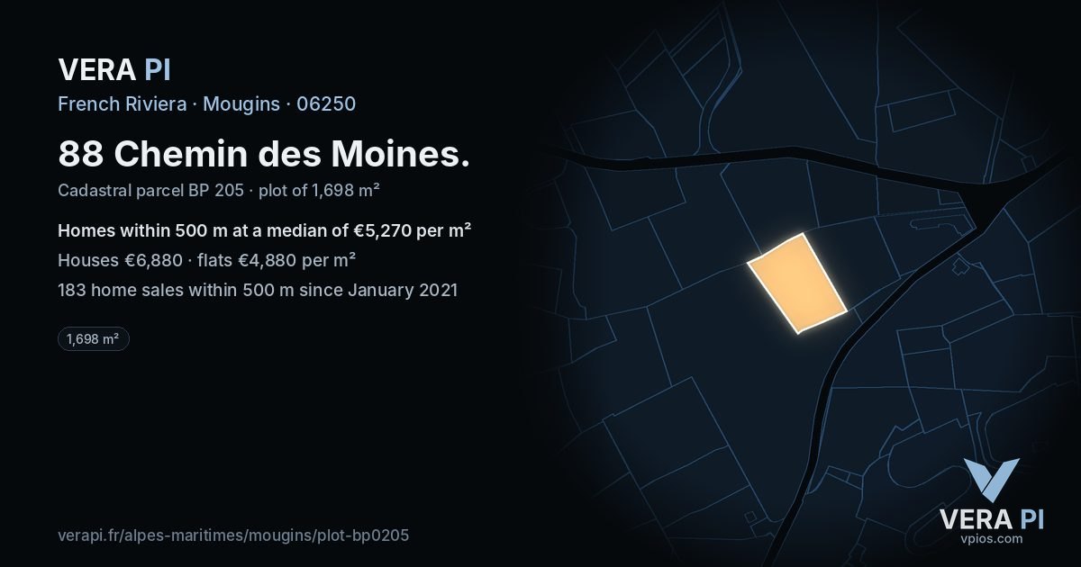 88 Chemin des Moines, Mougins at night – the plot lit, the parcels around coloured by the prices near them