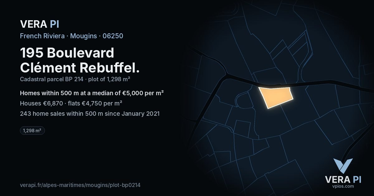 195 Boulevard Clément Rebuffel, Mougins at night – the plot lit, the parcels around coloured by the prices near them