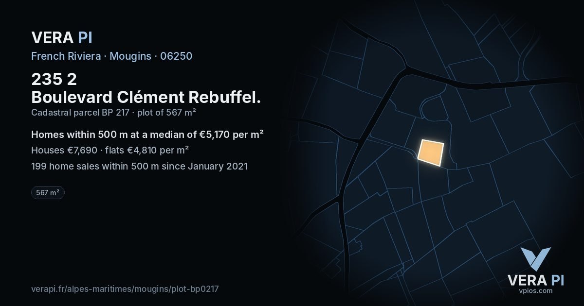 235 2 Boulevard Clément Rebuffel, Mougins at night – the plot lit, the parcels around coloured by the prices near them