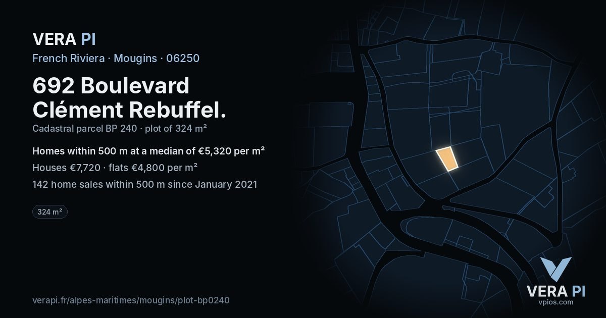 692 Boulevard Clément Rebuffel, Mougins at night – the plot lit, the parcels around coloured by the prices near them