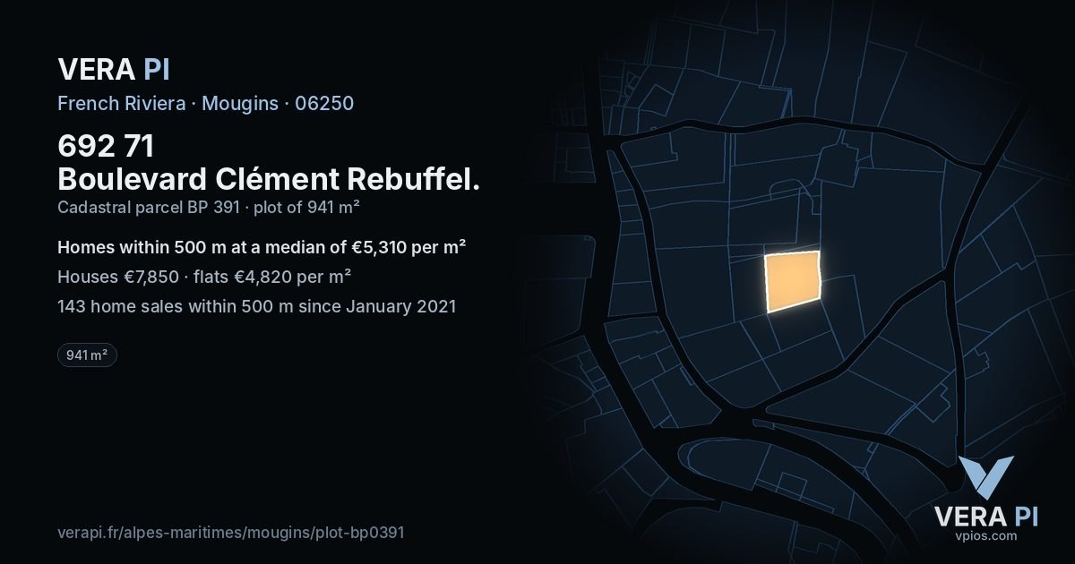 692 71 Boulevard Clément Rebuffel, Mougins at night – the plot lit, the parcels around coloured by the prices near them