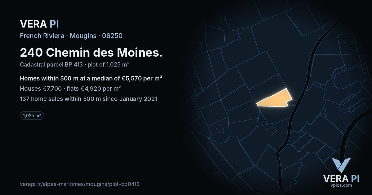 240 Chemin des Moines, Mougins at night – the plot lit, the parcels around coloured by the prices near them