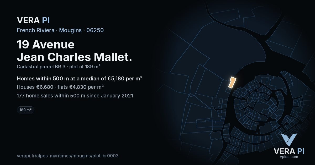 19 Avenue Jean Charles Mallet, Mougins at night – the plot lit, the parcels around coloured by the prices near them