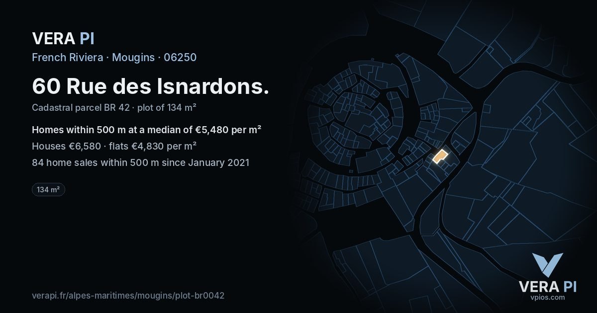 60 Rue des Isnardons, Mougins at night – the plot lit, the parcels around coloured by the prices near them