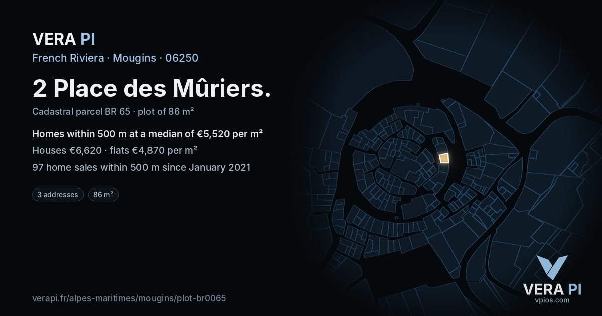 2 Place des Mûriers, Mougins at night – the plot lit, the parcels around coloured by the prices near them