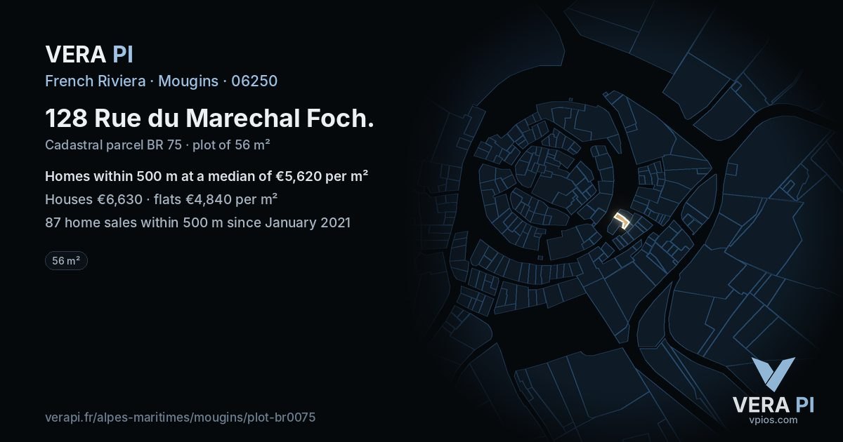 128 Rue du Marechal Foch, Mougins at night – the plot lit, the parcels around coloured by the prices near them