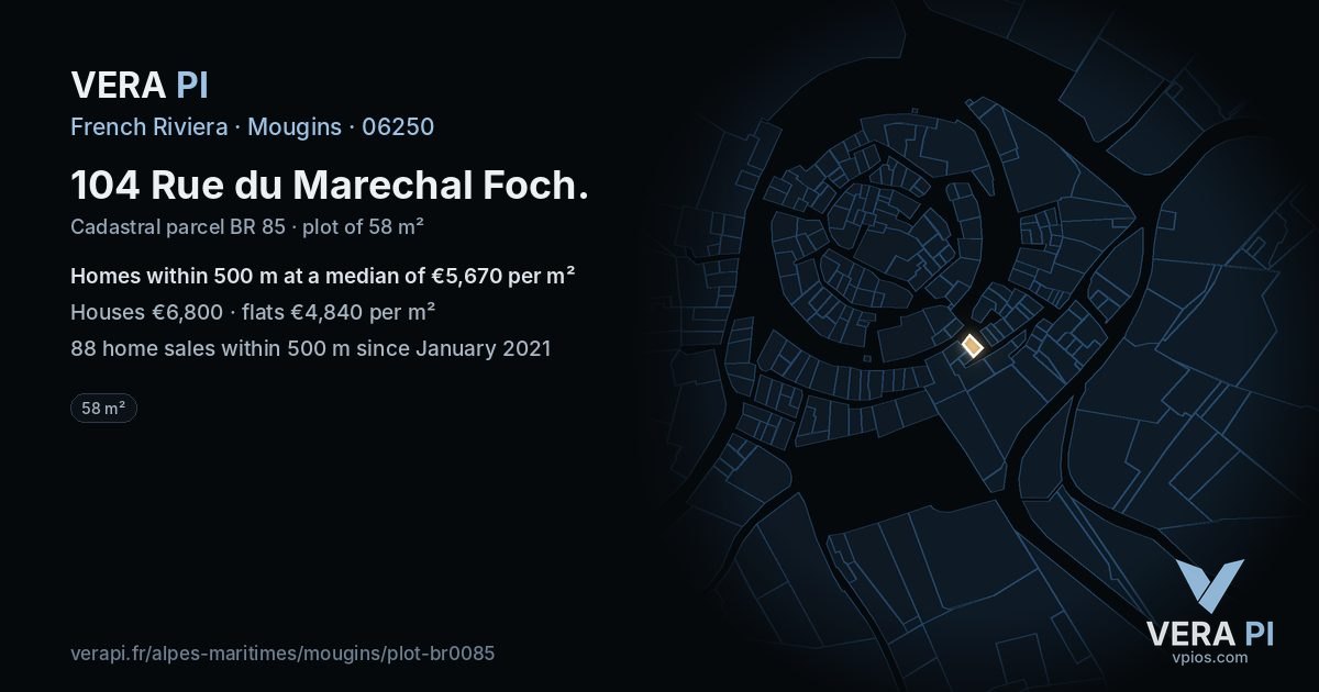 104 Rue du Marechal Foch, Mougins at night – the plot lit, the parcels around coloured by the prices near them