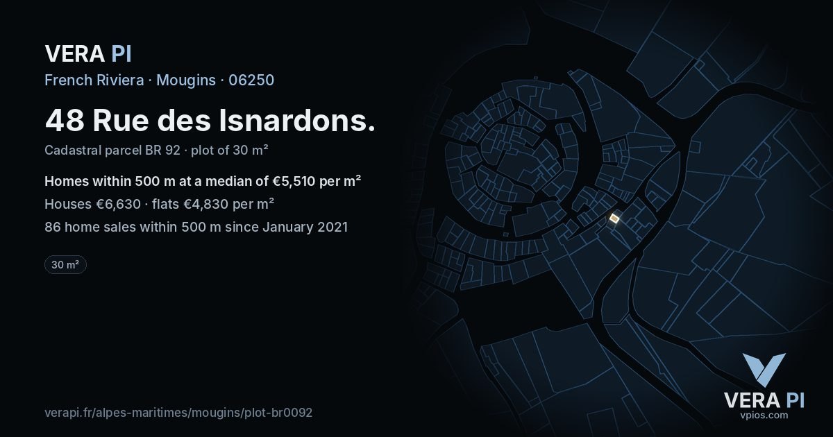 48 Rue des Isnardons, Mougins at night – the plot lit, the parcels around coloured by the prices near them