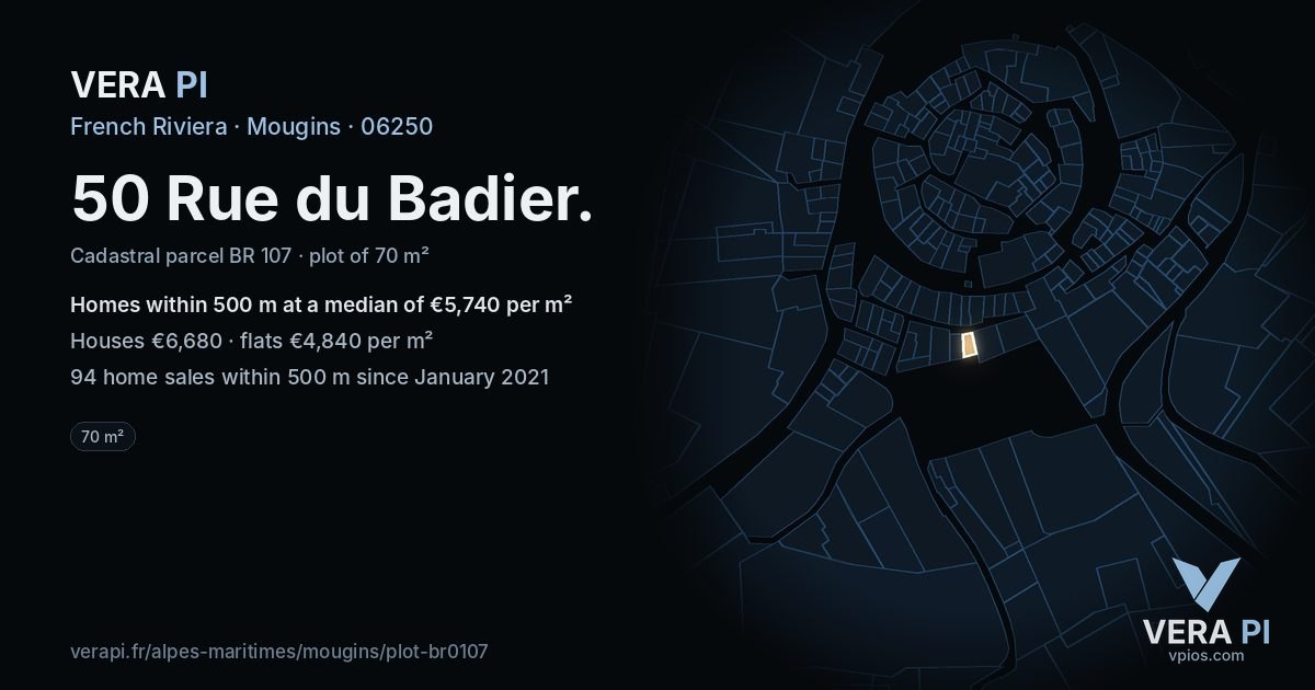 50 Rue du Badier, Mougins at night – the plot lit, the parcels around coloured by the prices near them