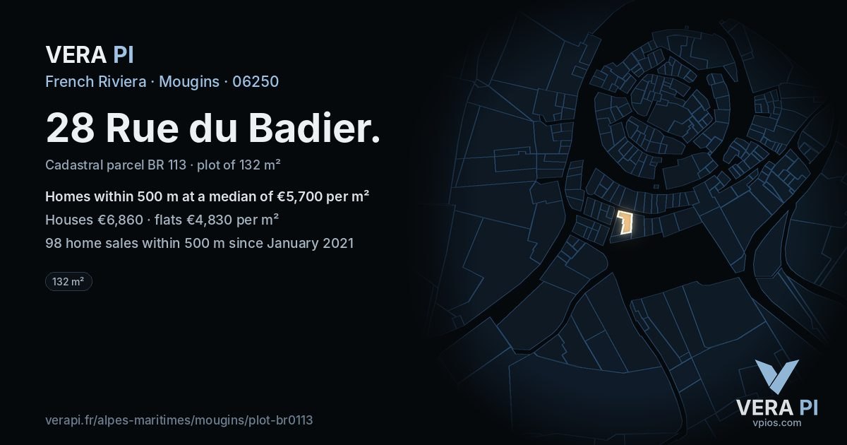 28 Rue du Badier, Mougins at night – the plot lit, the parcels around coloured by the prices near them