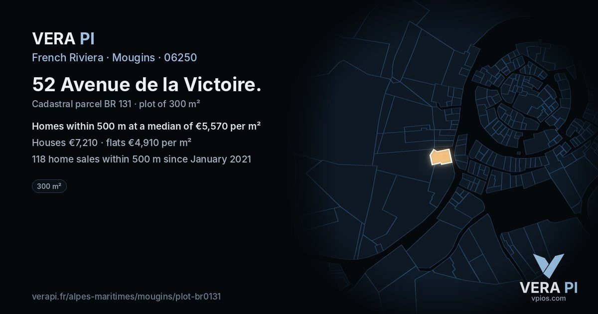 52 Avenue de la Victoire, Mougins at night – the plot lit, the parcels around coloured by the prices near them