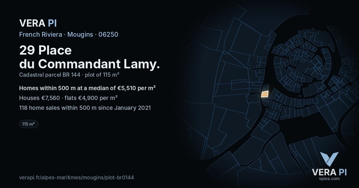 29 Place du Commandant Lamy, Mougins at night – the plot lit, the parcels around coloured by the prices near them