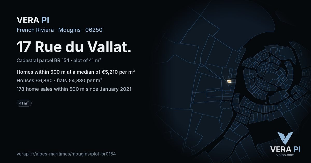 17 Rue du Vallat, Mougins at night – the plot lit, the parcels around coloured by the prices near them