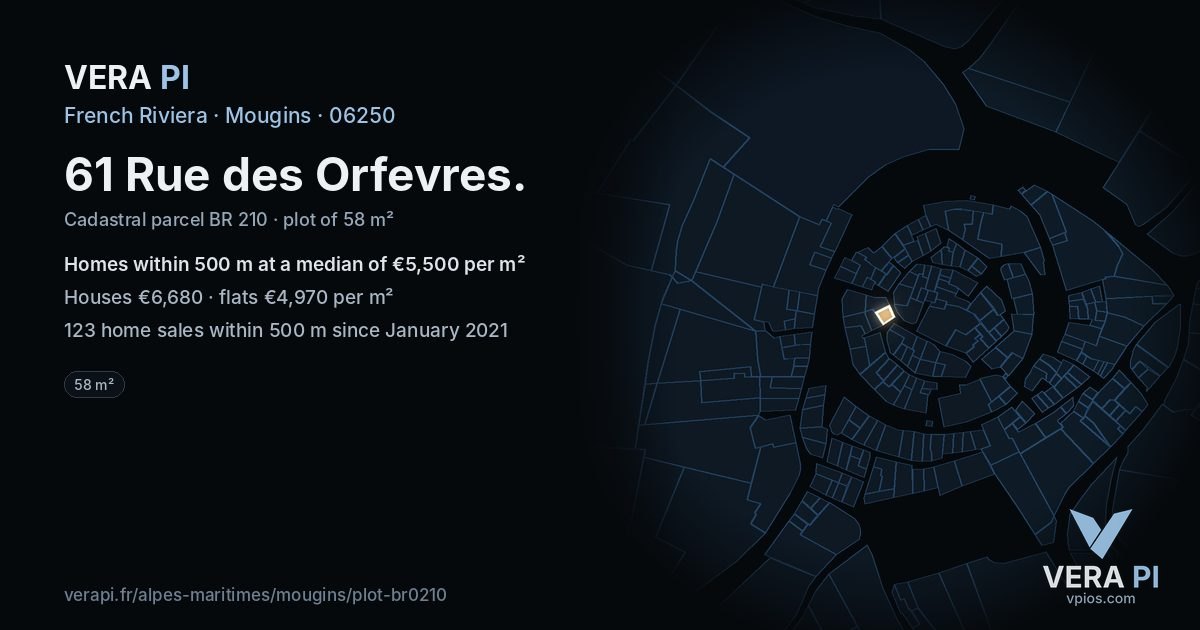 61 Rue des Orfevres, Mougins at night – the plot lit, the parcels around coloured by the prices near them