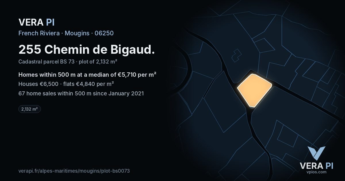 255 Chemin de Bigaud, Mougins at night – the plot lit, the parcels around coloured by the prices near them