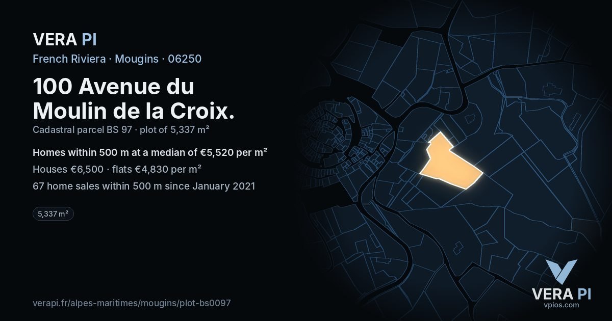 100 Avenue du Moulin de la Croix, Mougins at night – the plot lit, the parcels around coloured by the prices near them