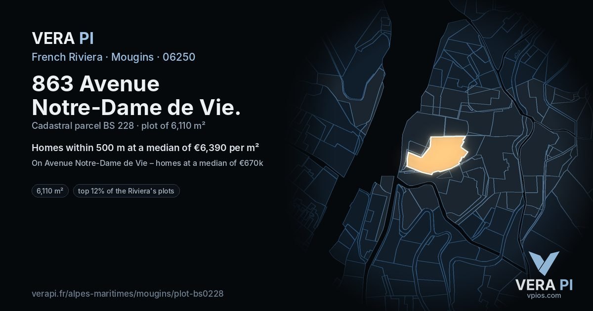 863 Avenue Notre-Dame de Vie, Mougins at night – the plot lit, the parcels around coloured by the prices near them