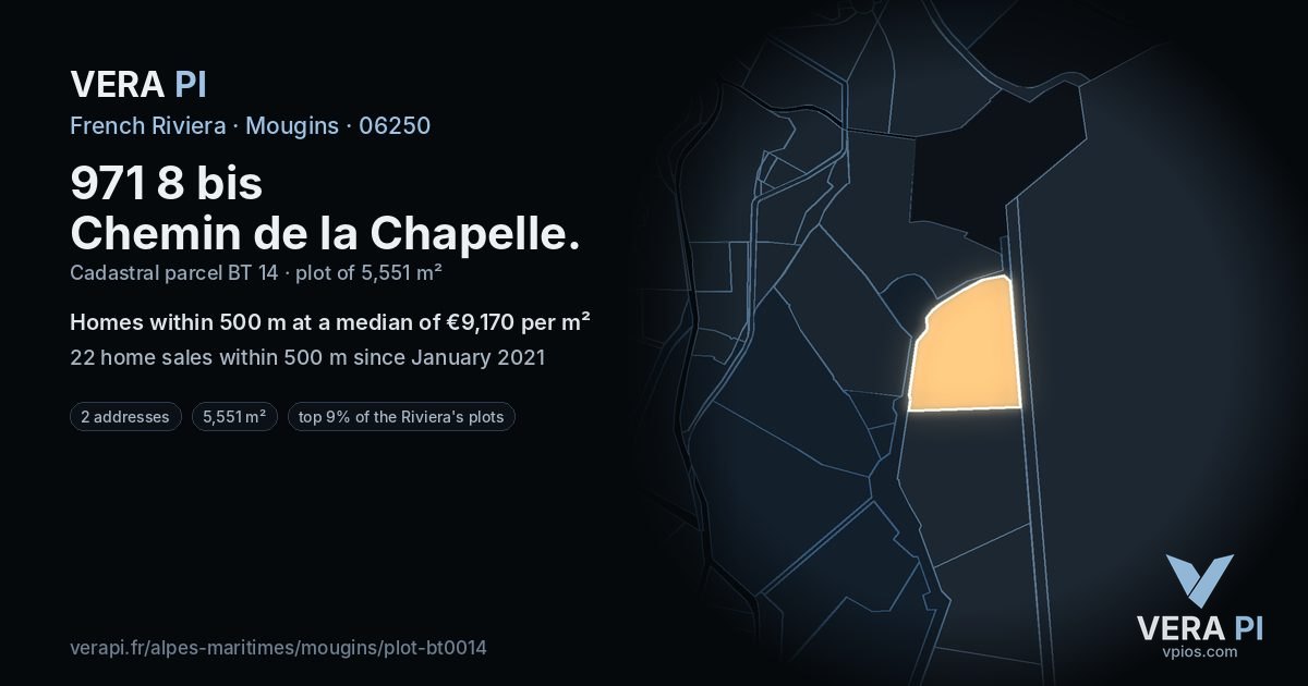 971 8 bis Chemin de la Chapelle, Mougins at night – the plot lit, the parcels around coloured by the prices near them