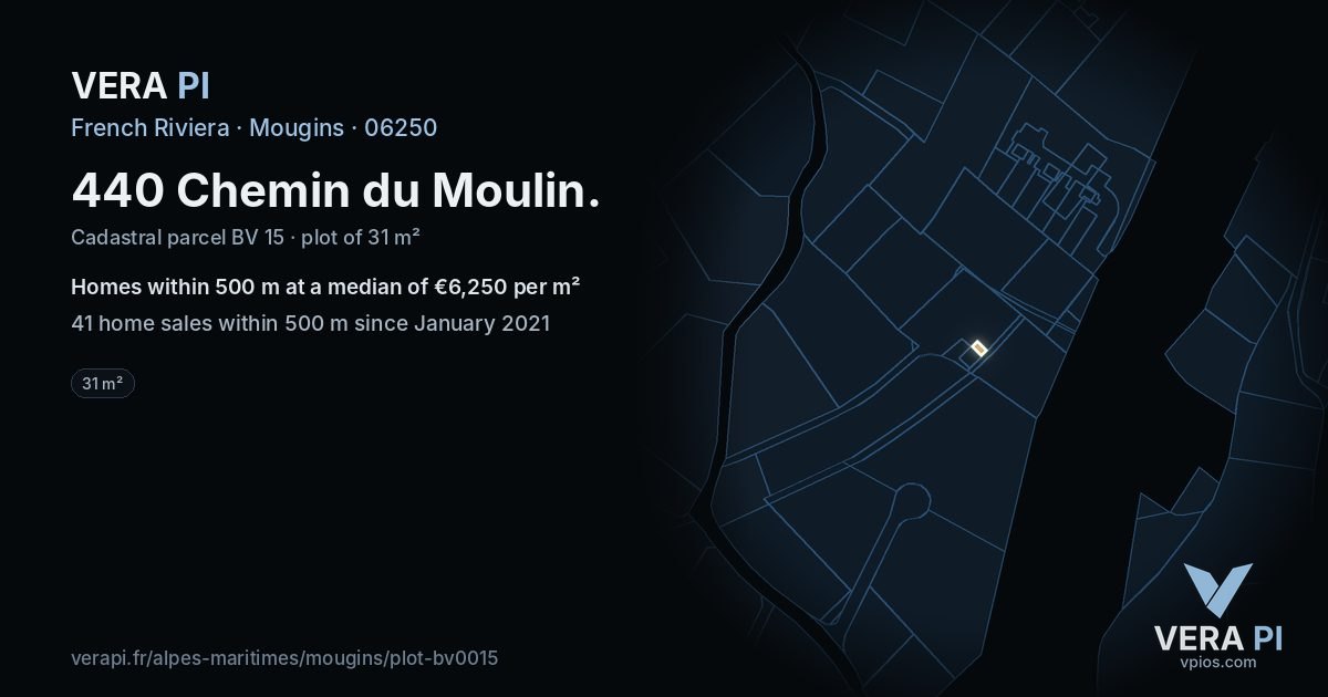 440 Chemin du Moulin, Mougins at night – the plot lit, the parcels around coloured by the prices near them