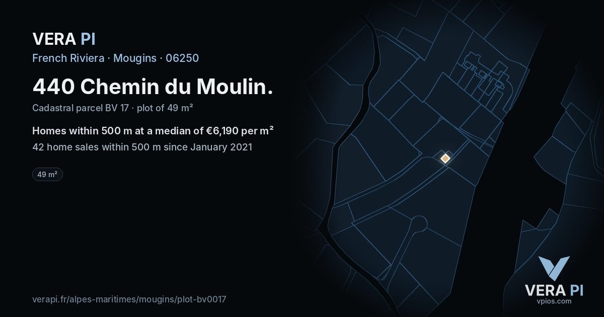440 Chemin du Moulin, Mougins at night – the plot lit, the parcels around coloured by the prices near them