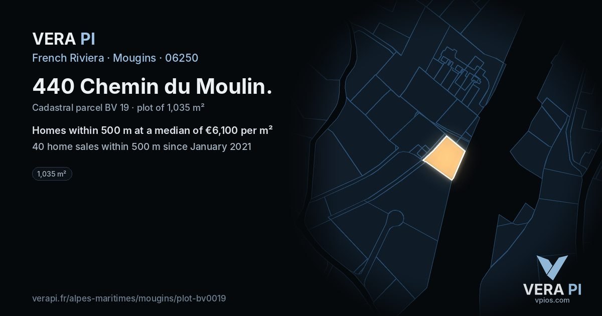 440 Chemin du Moulin, Mougins at night – the plot lit, the parcels around coloured by the prices near them