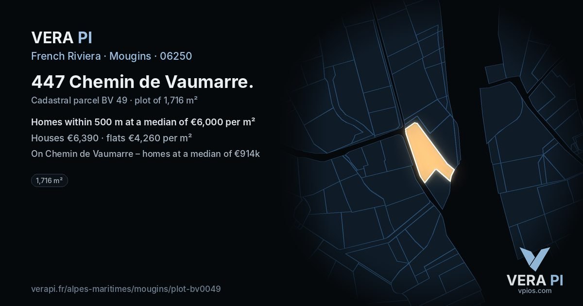 447 Chemin de Vaumarre, Mougins at night – the plot lit, the parcels around coloured by the prices near them
