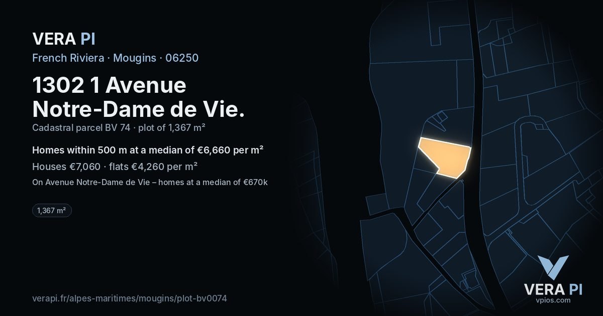 1302 1 Avenue Notre-Dame de Vie, Mougins at night – the plot lit, the parcels around coloured by the prices near them