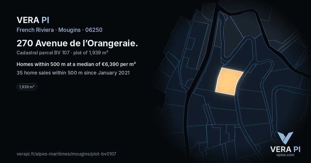 270 Avenue de l’Orangeraie, Mougins at night – the plot lit, the parcels around coloured by the prices near them