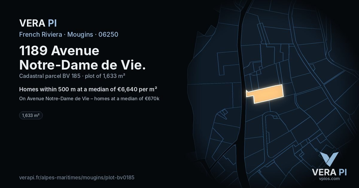 1189 Avenue Notre-Dame de Vie, Mougins at night – the plot lit, the parcels around coloured by the prices near them