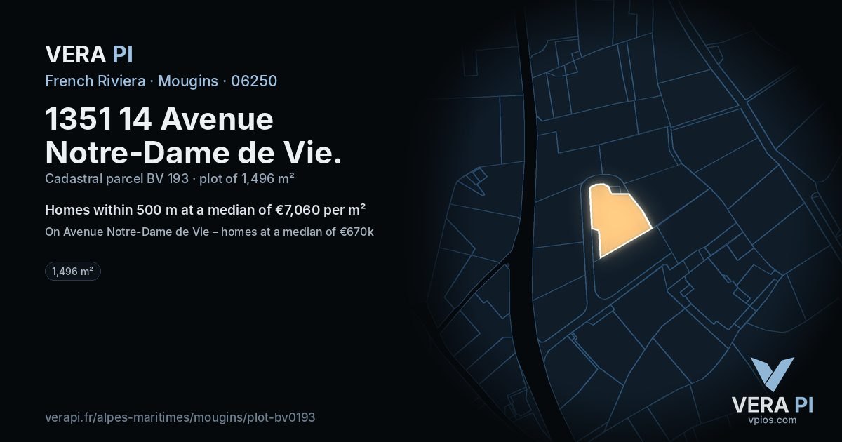 1351 14 Avenue Notre-Dame de Vie, Mougins at night – the plot lit, the parcels around coloured by the prices near them