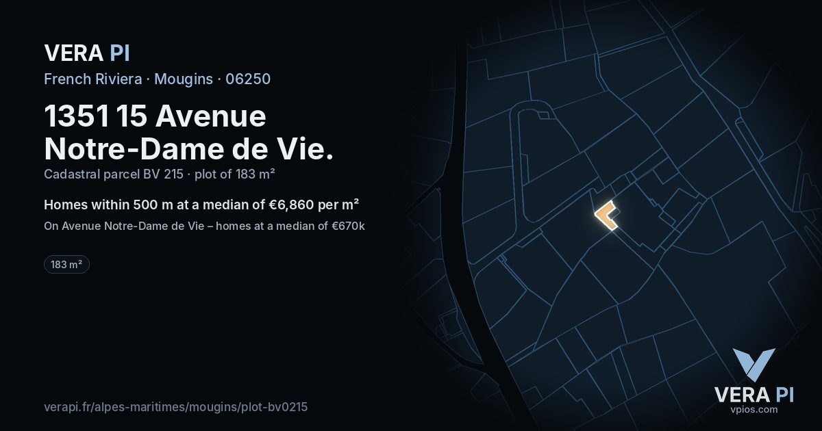 1351 15 Avenue Notre-Dame de Vie, Mougins at night – the plot lit, the parcels around coloured by the prices near them