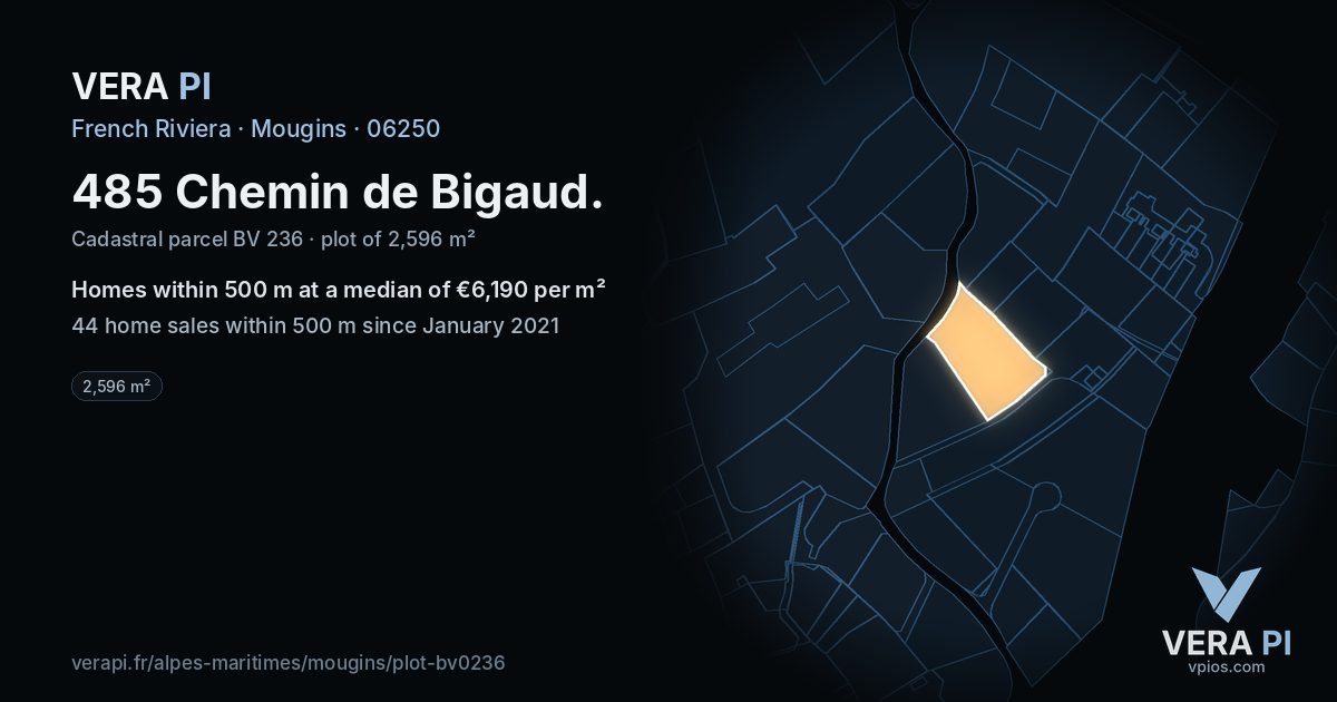 485 Chemin de Bigaud, Mougins at night – the plot lit, the parcels around coloured by the prices near them