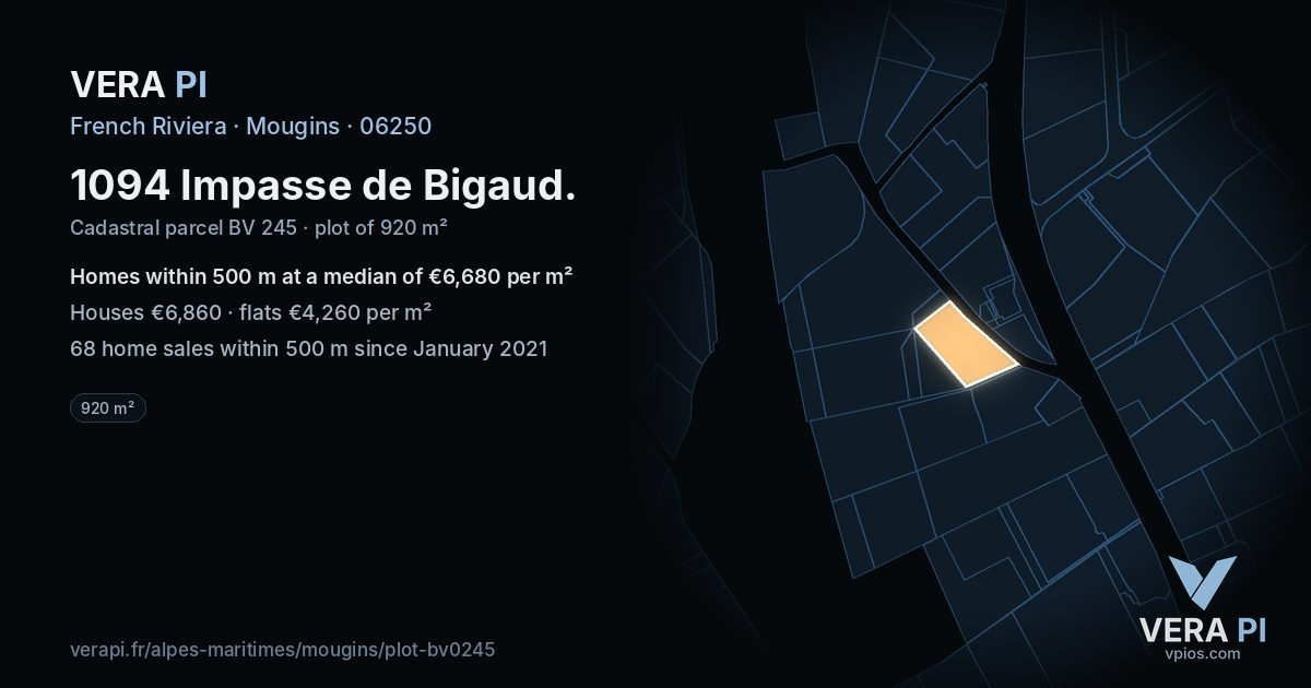 1094 Impasse de Bigaud, Mougins at night – the plot lit, the parcels around coloured by the prices near them