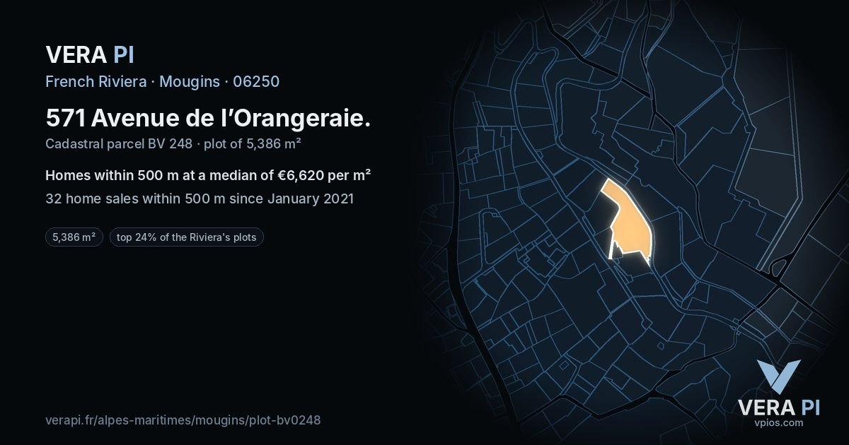 571 Avenue de l’Orangeraie, Mougins at night – the plot lit, the parcels around coloured by the prices near them