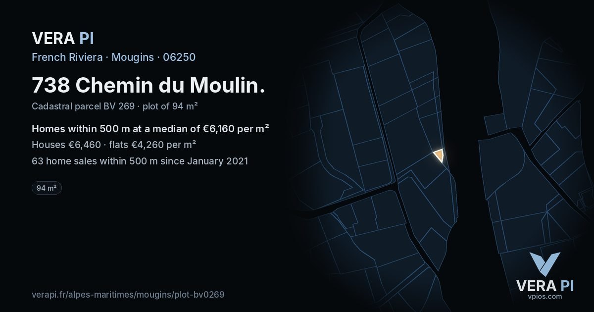 738 Chemin du Moulin, Mougins at night – the plot lit, the parcels around coloured by the prices near them