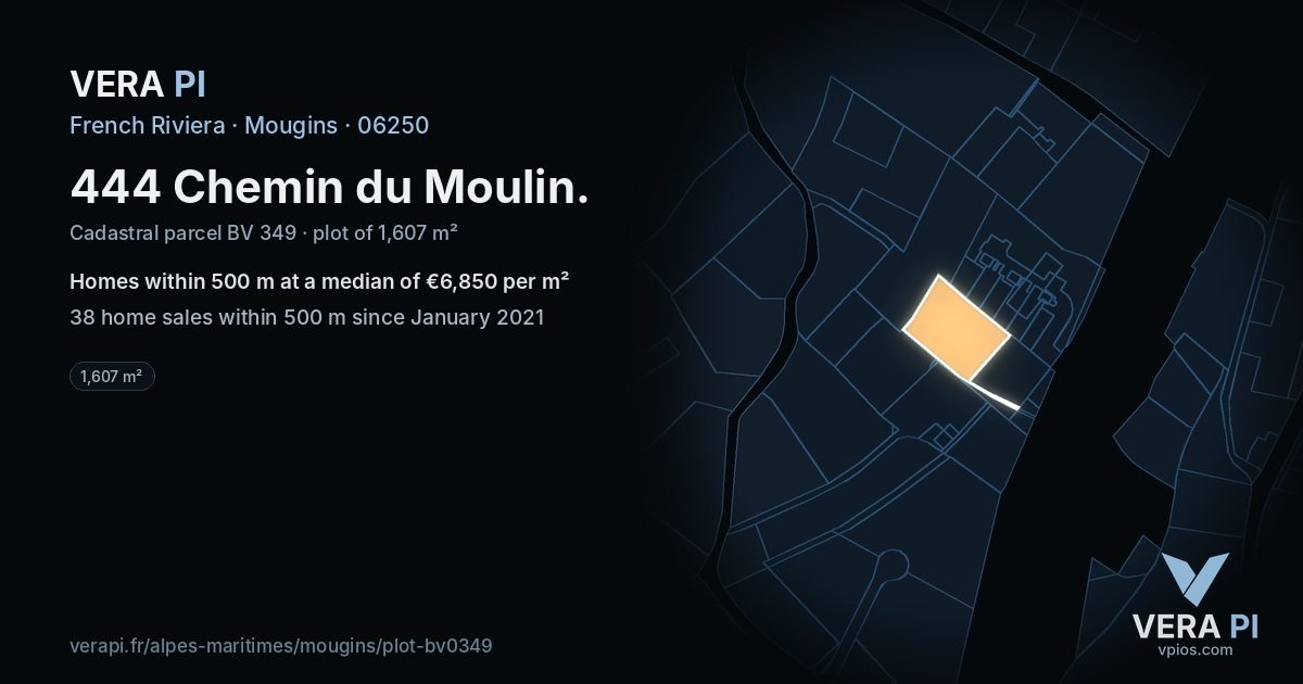 444 Chemin du Moulin, Mougins at night – the plot lit, the parcels around coloured by the prices near them