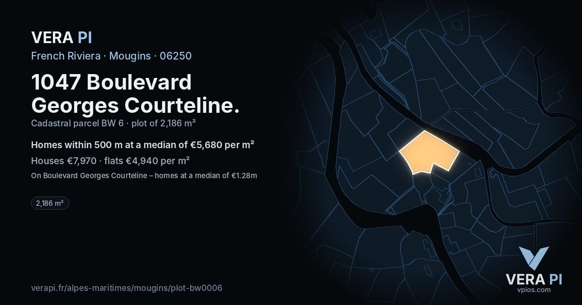 1047 Boulevard Georges Courteline, Mougins at night – the plot lit, the parcels around coloured by the prices near them