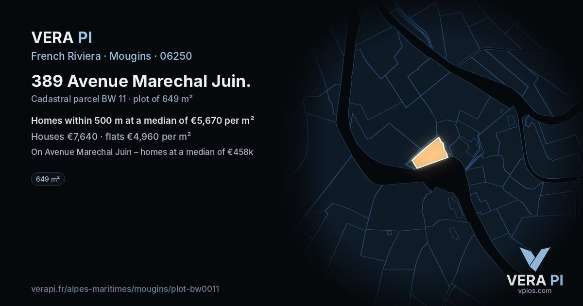 389 Avenue Marechal Juin, Mougins at night – the plot lit, the parcels around coloured by the prices near them