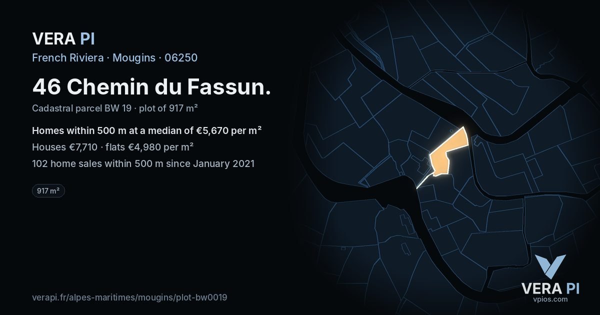 46 Chemin du Fassun, Mougins at night – the plot lit, the parcels around coloured by the prices near them