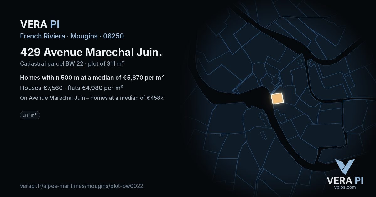 429 Avenue Marechal Juin, Mougins at night – the plot lit, the parcels around coloured by the prices near them