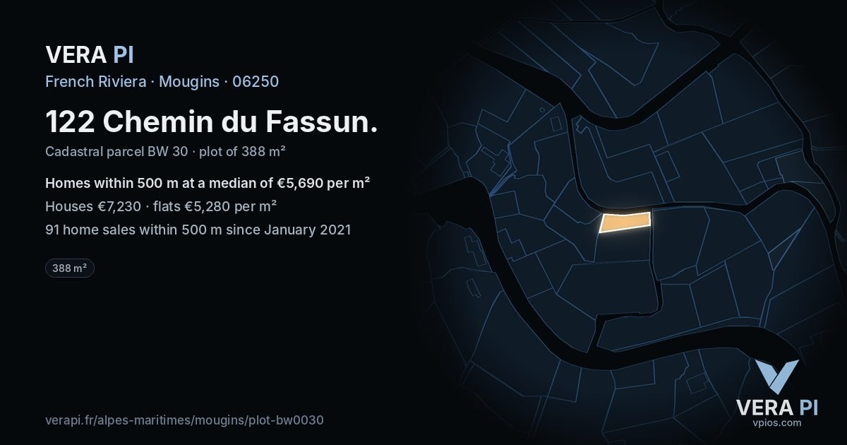 122 Chemin du Fassun, Mougins at night – the plot lit, the parcels around coloured by the prices near them