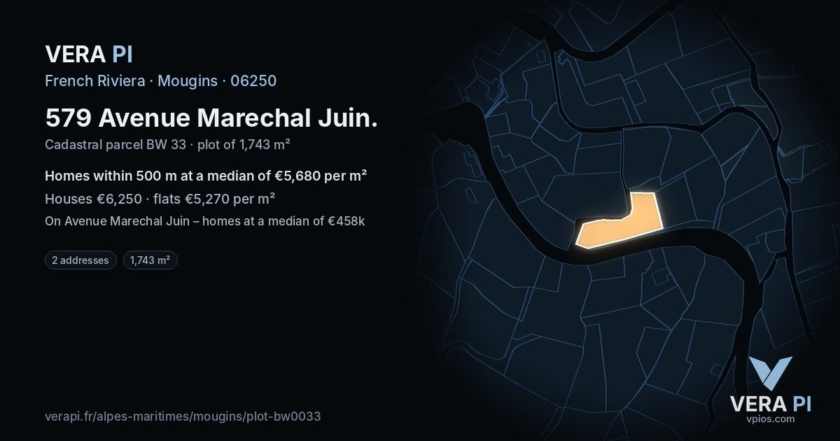 579 Avenue Marechal Juin, Mougins at night – the plot lit, the parcels around coloured by the prices near them