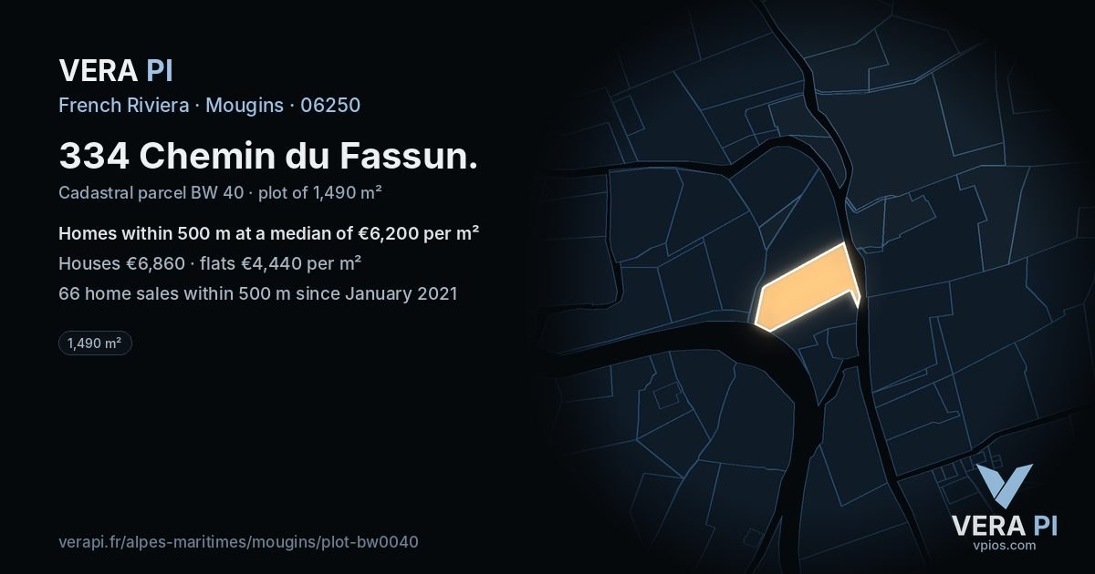 334 Chemin du Fassun, Mougins at night – the plot lit, the parcels around coloured by the prices near them